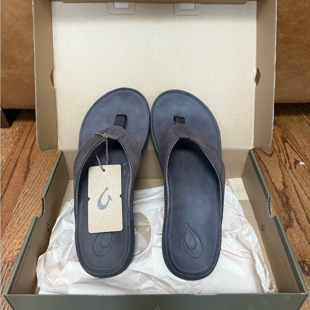 OluKai Mens Sandals